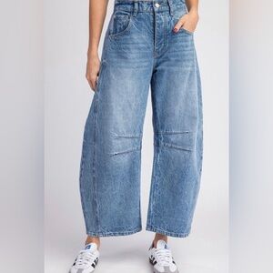 Barrel Leg Jeans